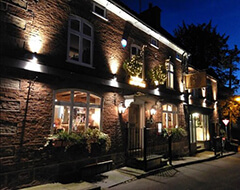 carbon-free-dining-certified-restaurant-the-bulls-head-thumbnail-240x190-2